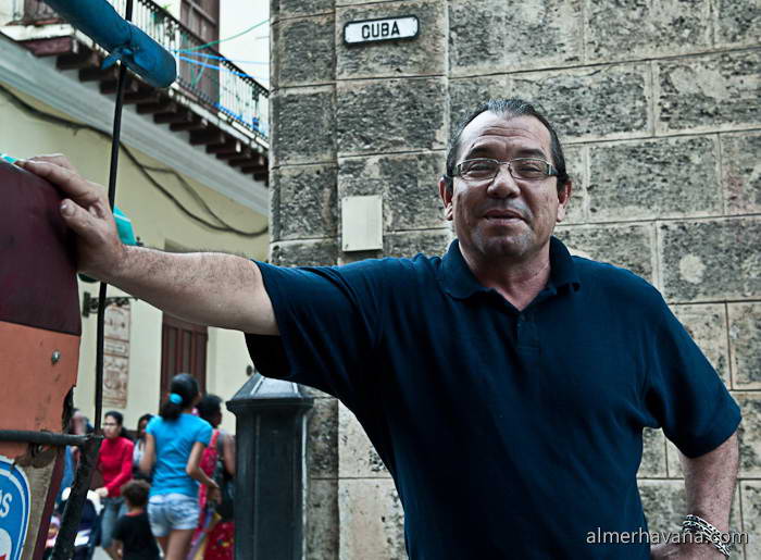 Alvaro Almaguer Almer Cuban Artist Painter Print Maker Mixed Media artist in Old Havana, Cuba